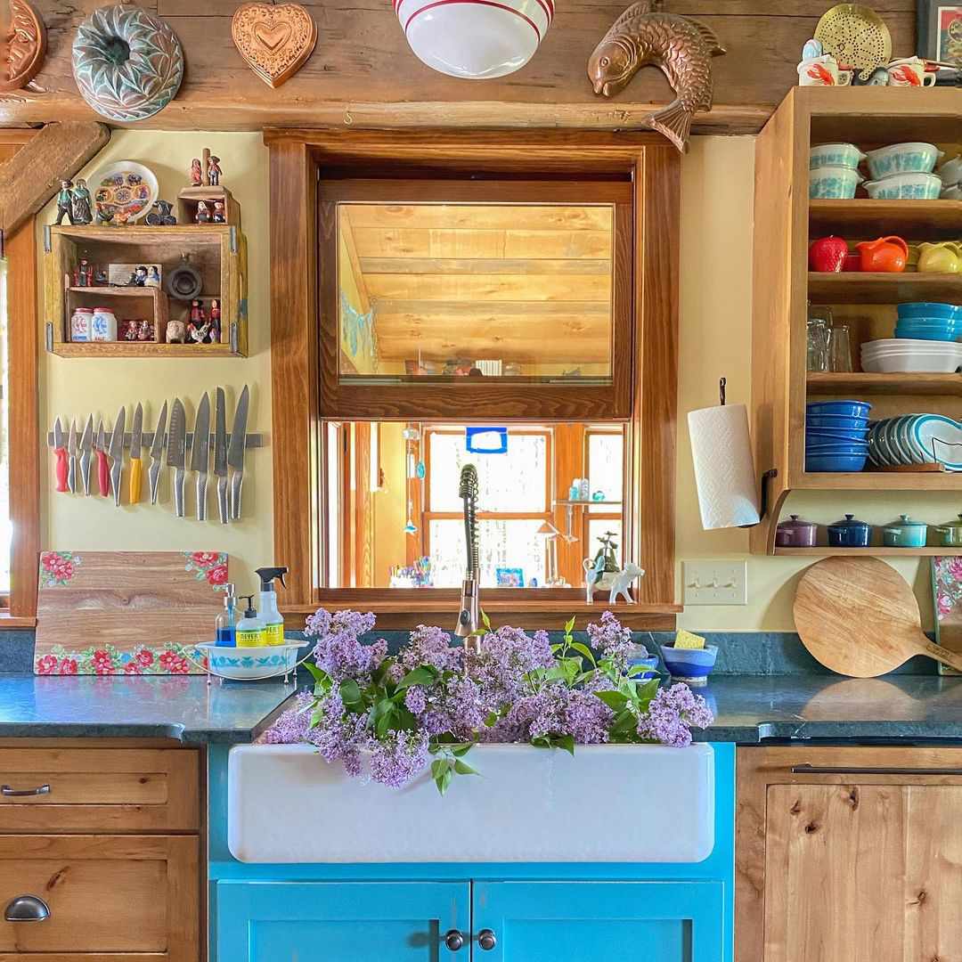 cuisine de chalet colorée