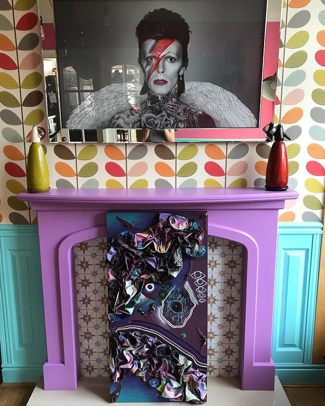 cheminée violette