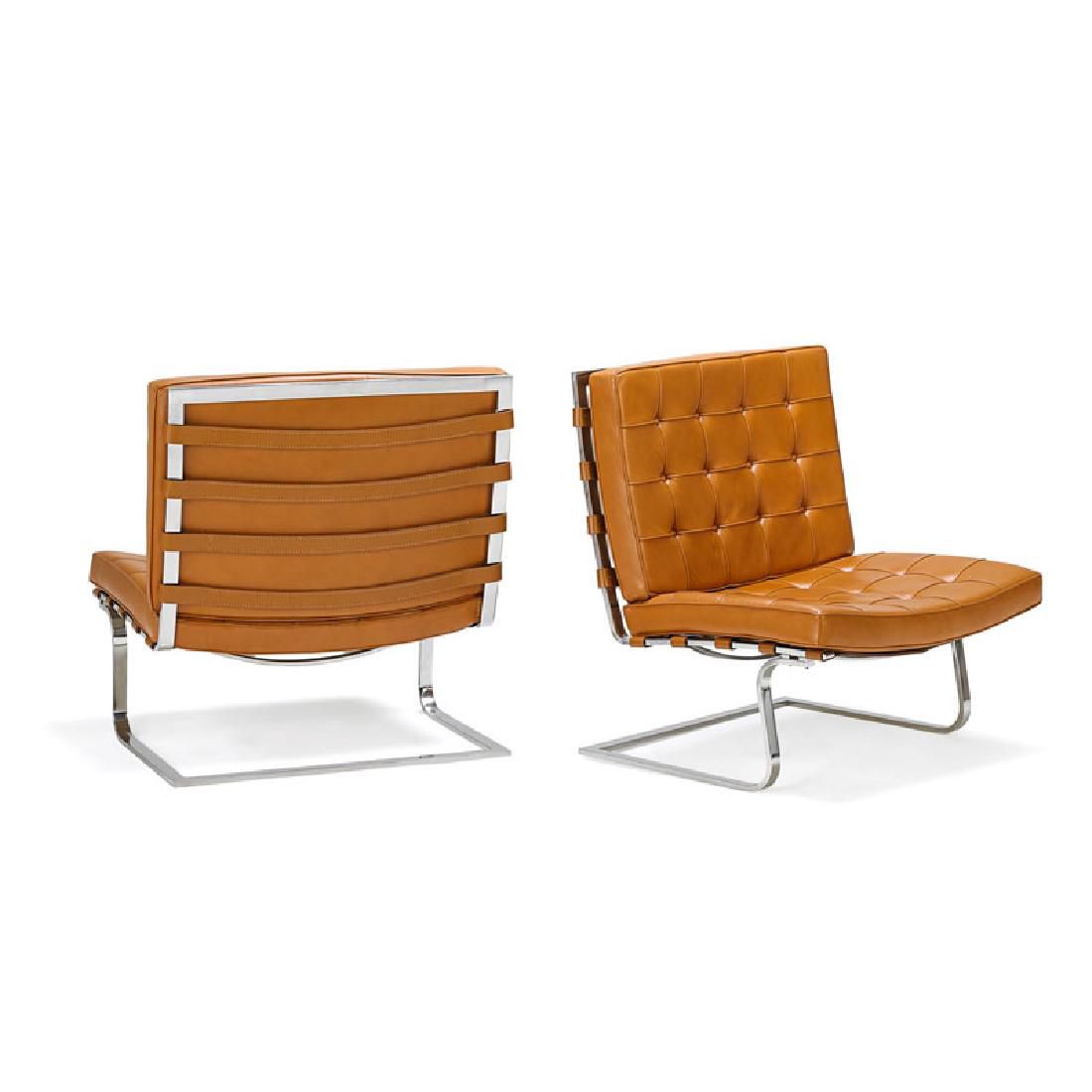 Paire de chaises longues Ludwig Mies Van Der Rohe Tugendhat avec sièges en porte-à-faux pour Knoll Associates, c.  années 1970.