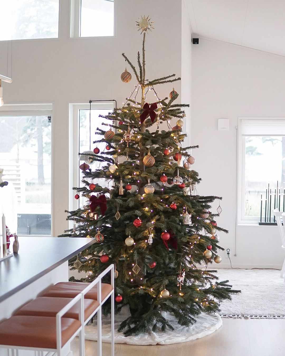 grand arbre de noël scandinave