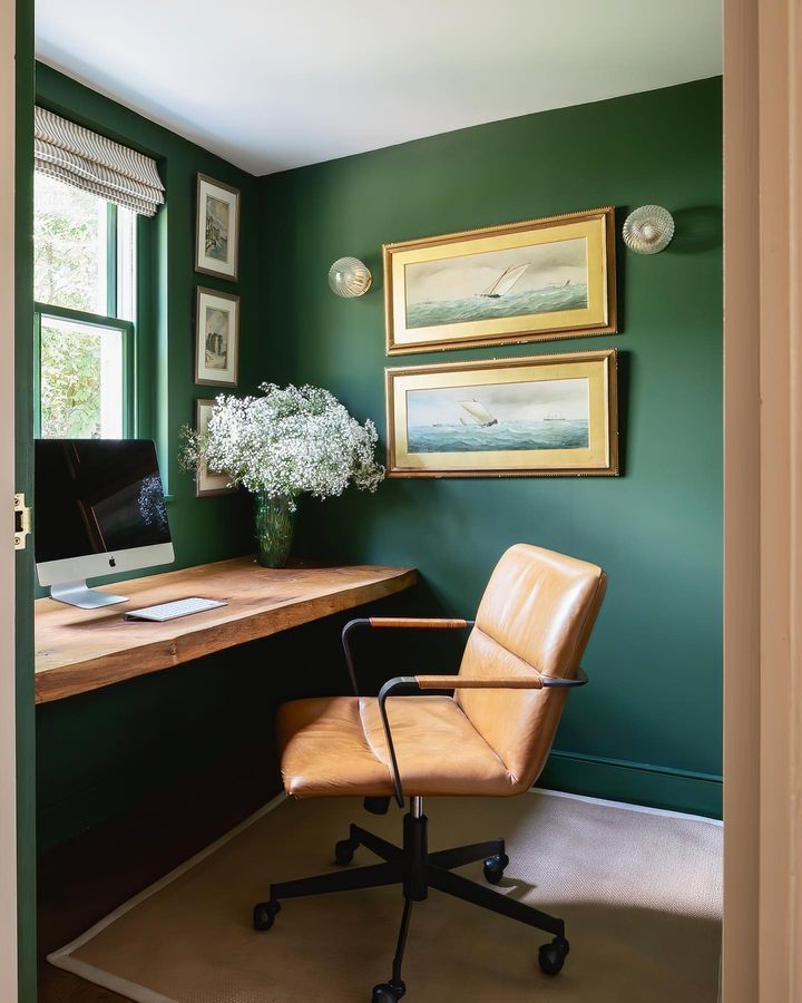 bureau vert foncé