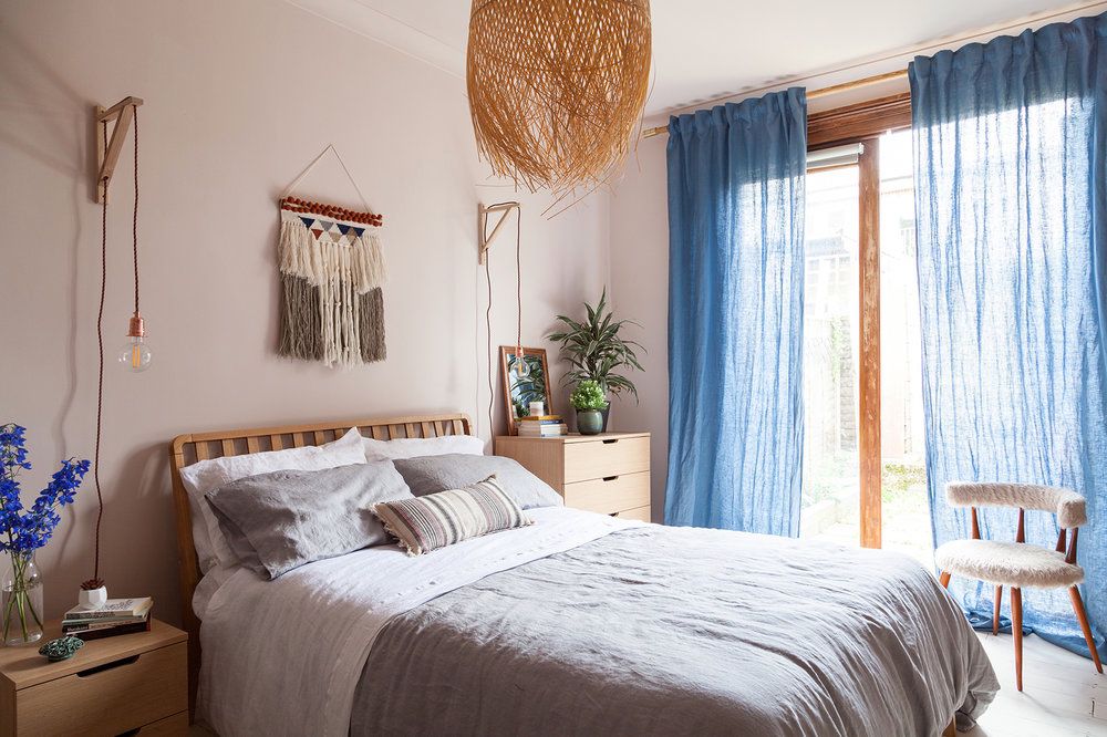 chambre à coucher colorée de style boho