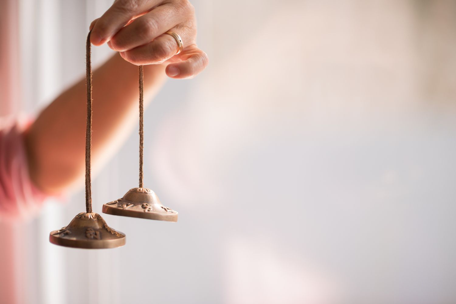 ting sha tibétain pour le nettoyage de l'espace