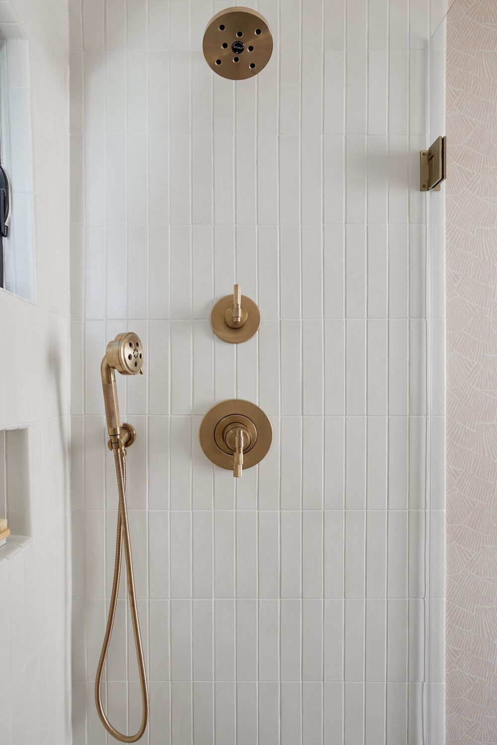 petites idées d'accessoires de plomberie pour la douche métal chaud