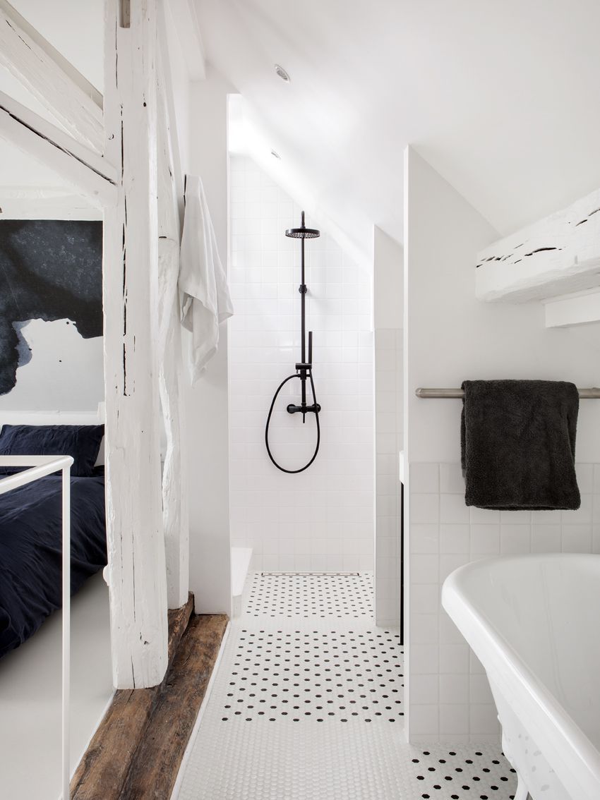 petites idées de salle de bain avec puits de lumière