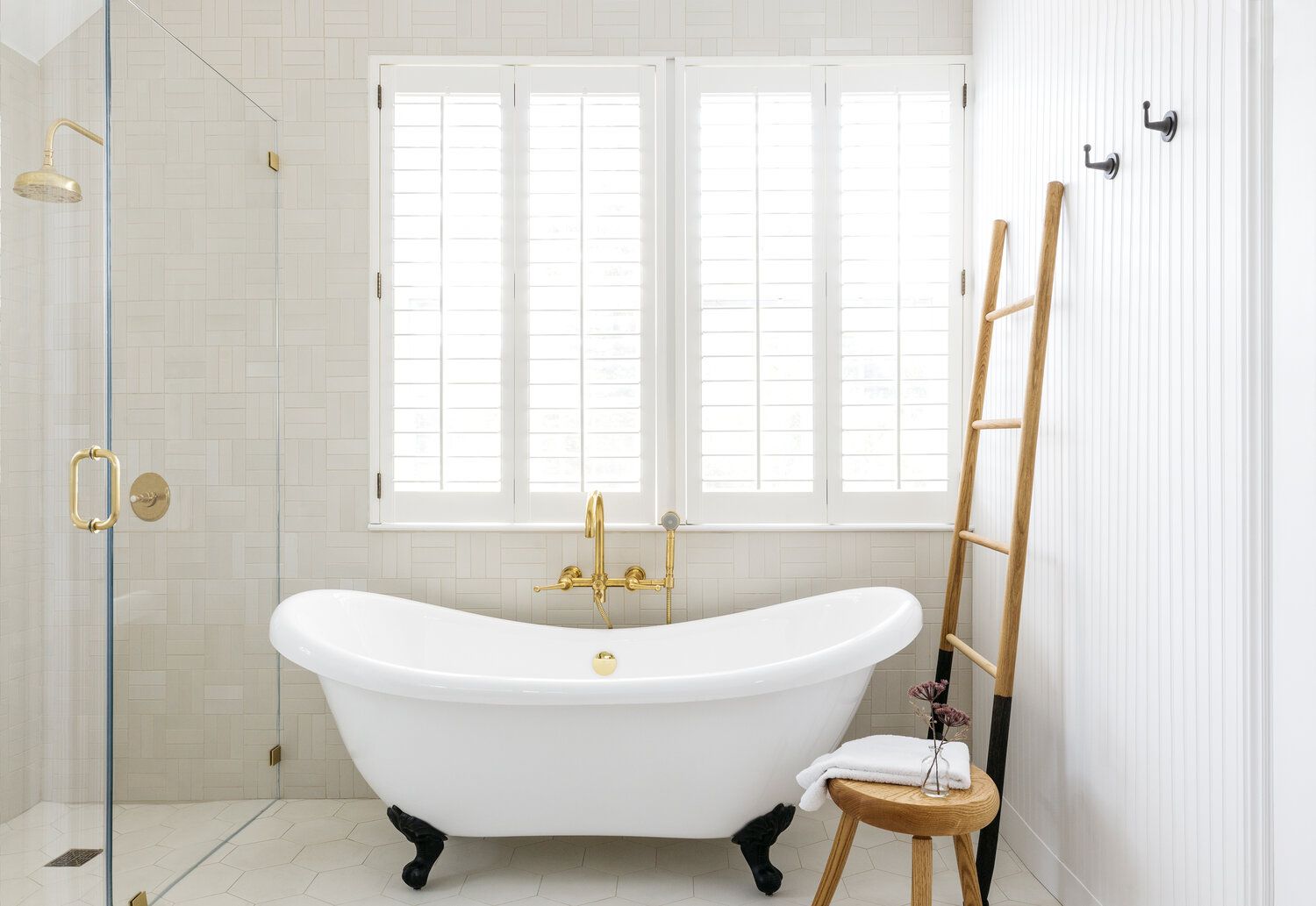salle de bain moderne à la ferme
