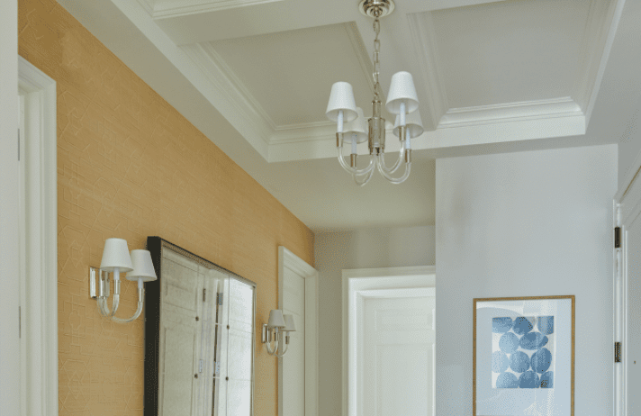 appliques dans le couloir