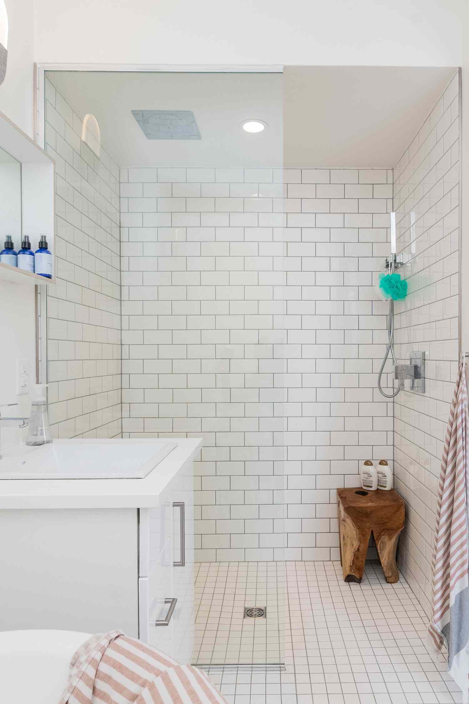 idées de salle de bain minimaliste