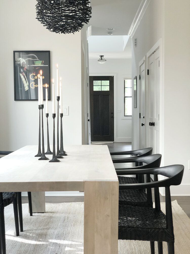 salle à manger moderne minimaliste noir et blanc