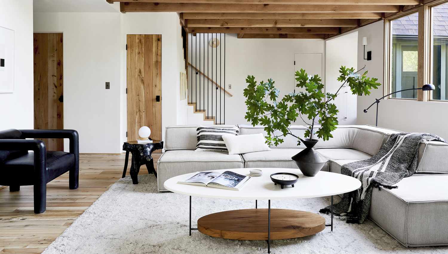 salon moderne avec sièges modernes