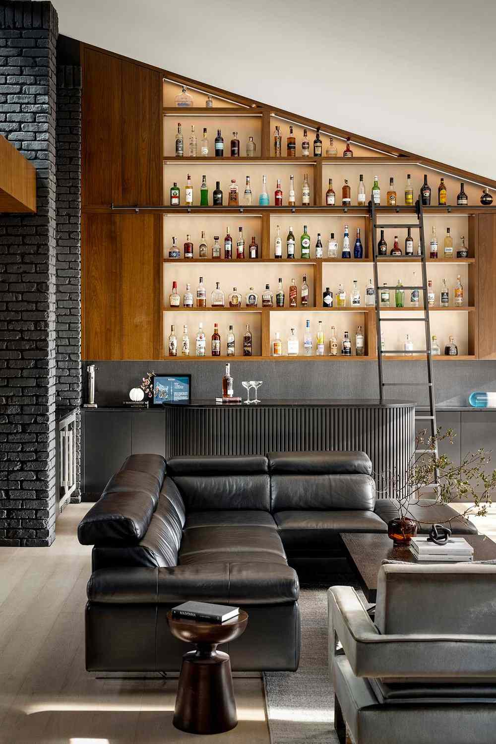 Idées d'étagères de bar éclairées par LED