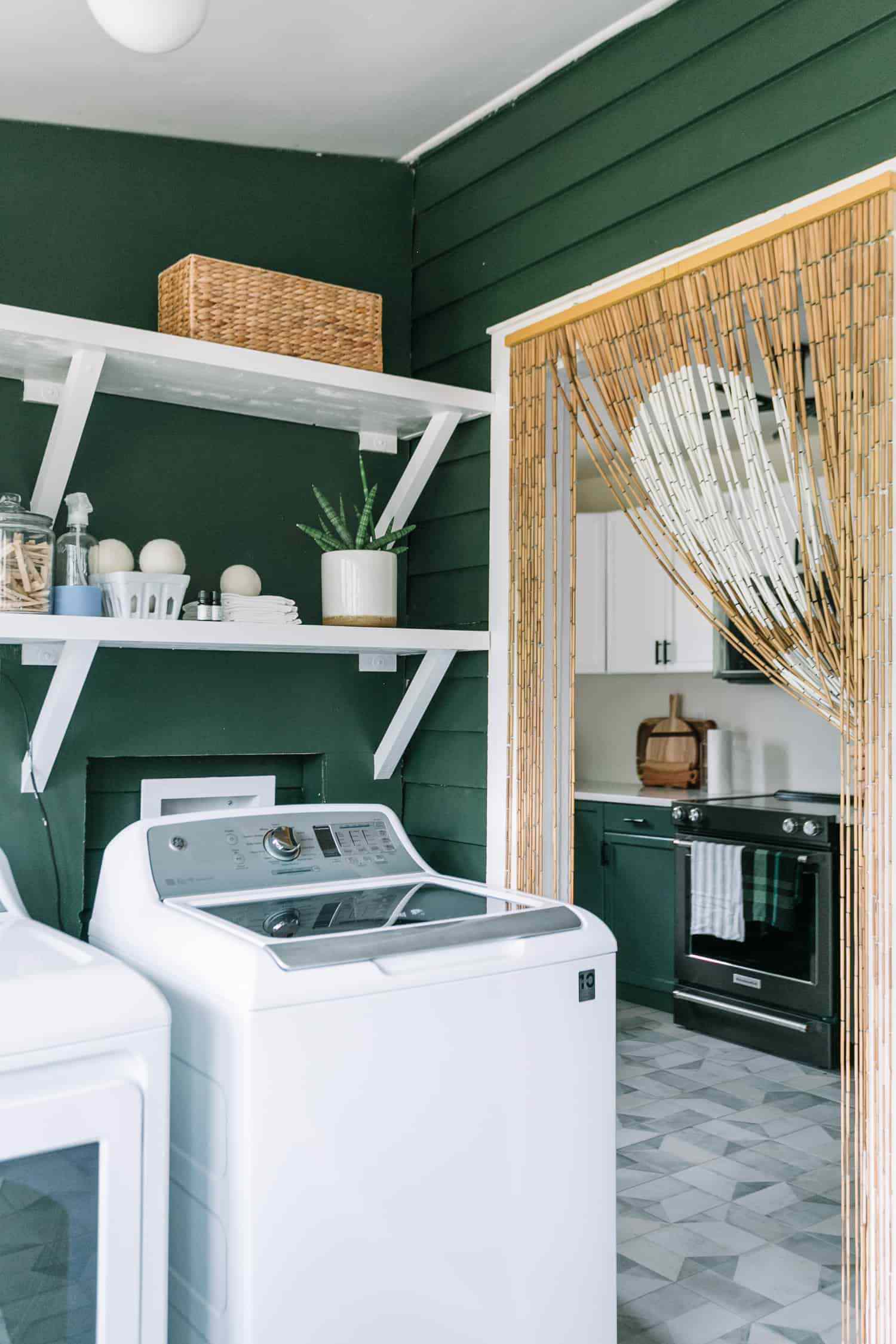 couleurs de peinture vert forêt pour la salle de lavage