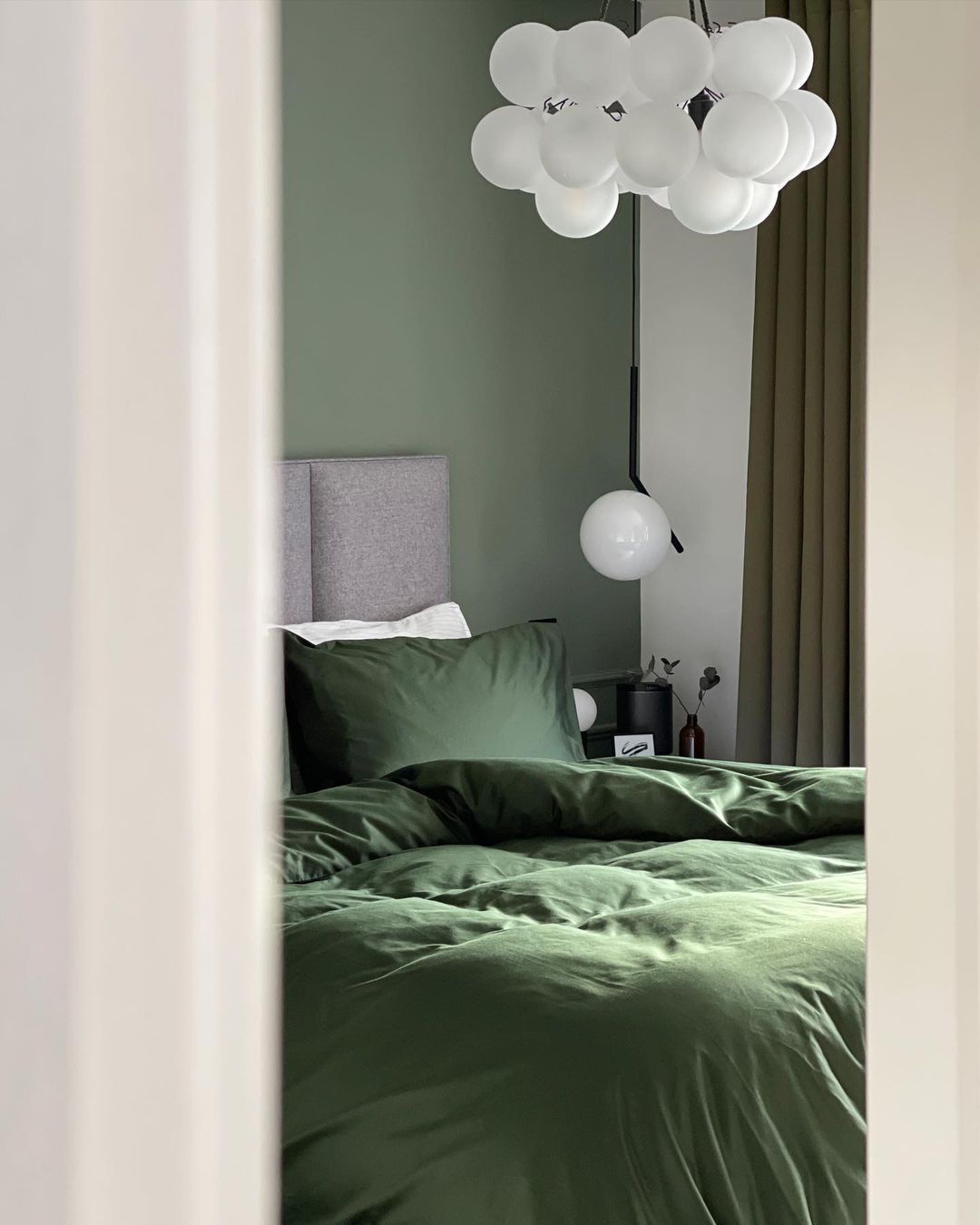 luminaire vert sauge et audacieux