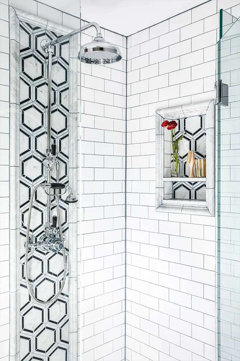 salle de bain d'inspiration art déco