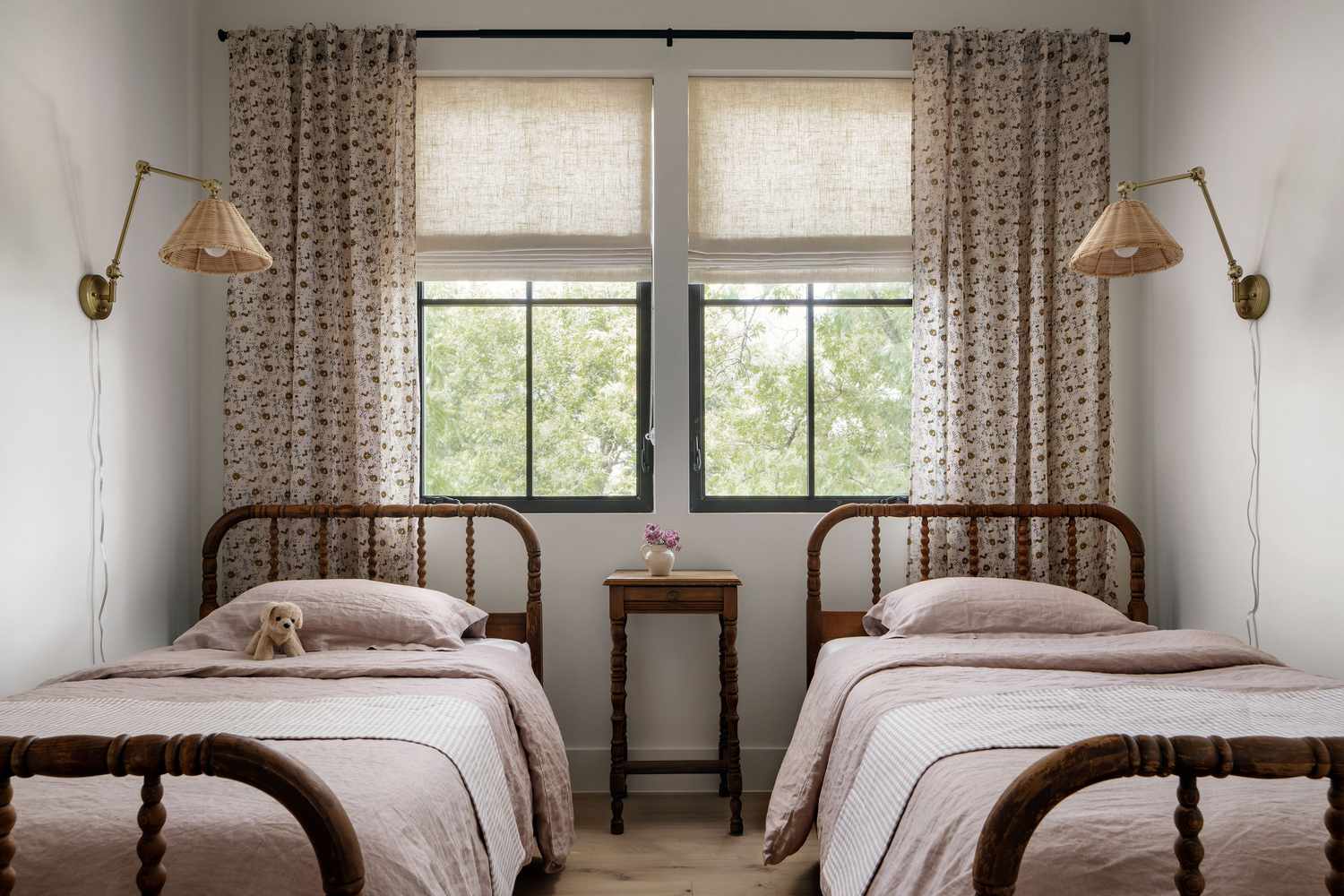 rideaux de chambre à coucher à fleurs