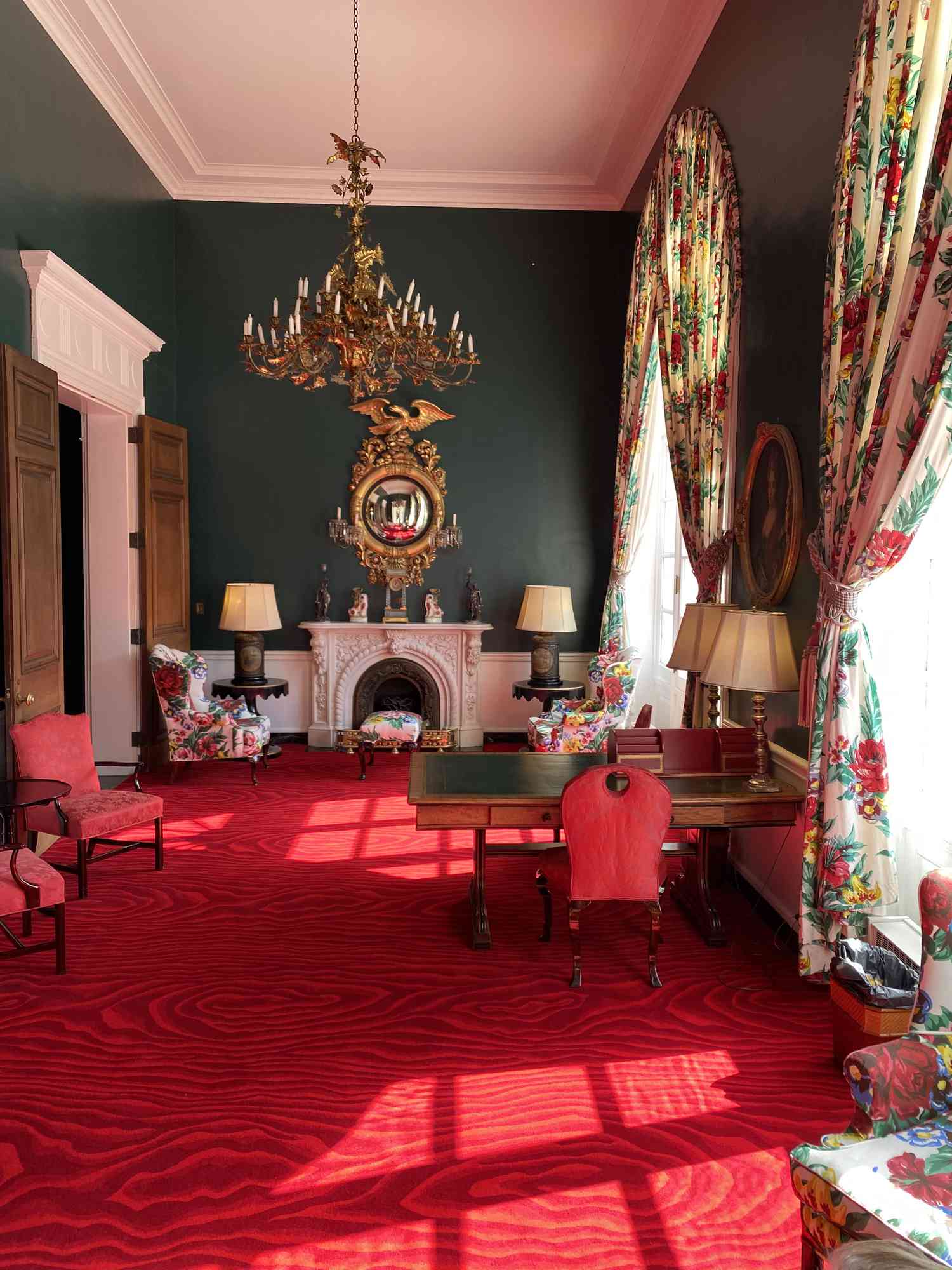 Hôtel Greenbrier, style Hollywood Regency