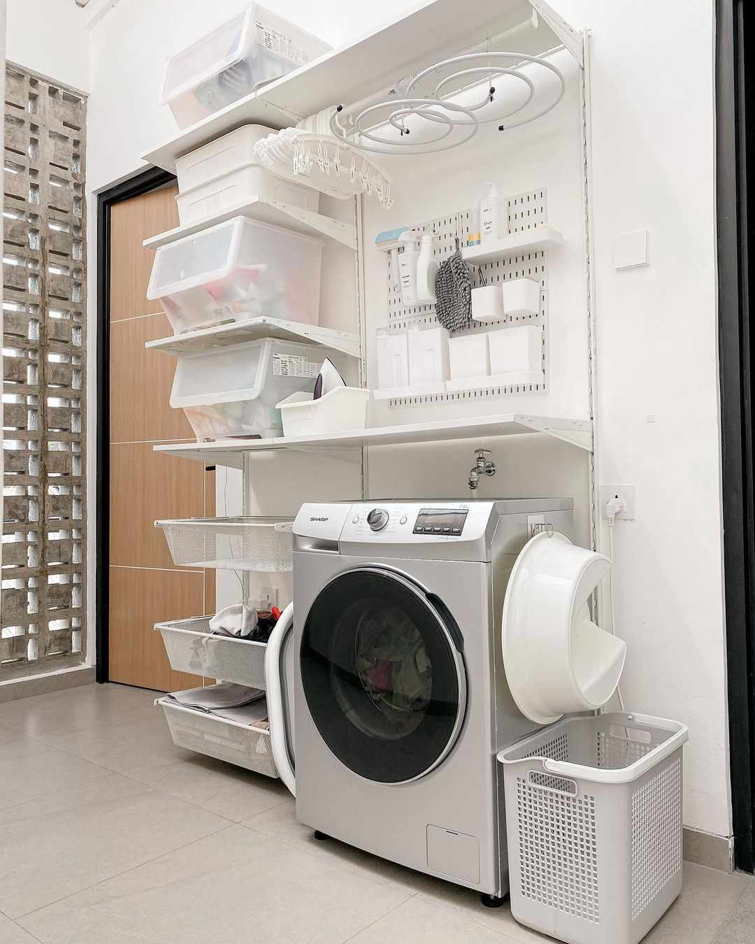 Salle de lavage blanche