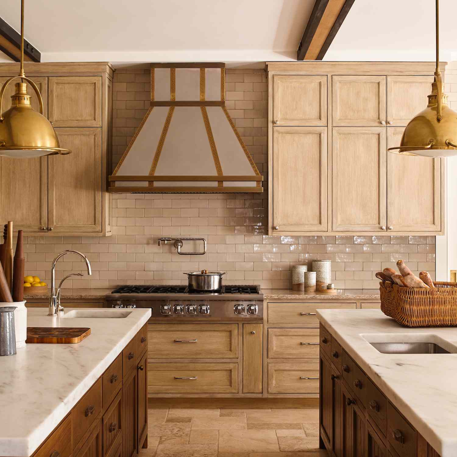 décoration de cuisine beige chaud