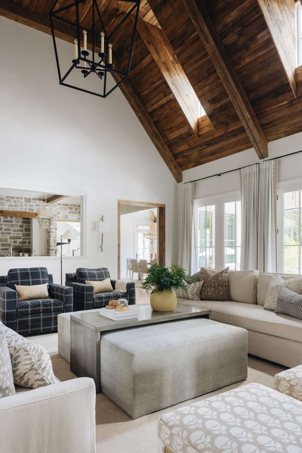 cabane comme salon gris et marron