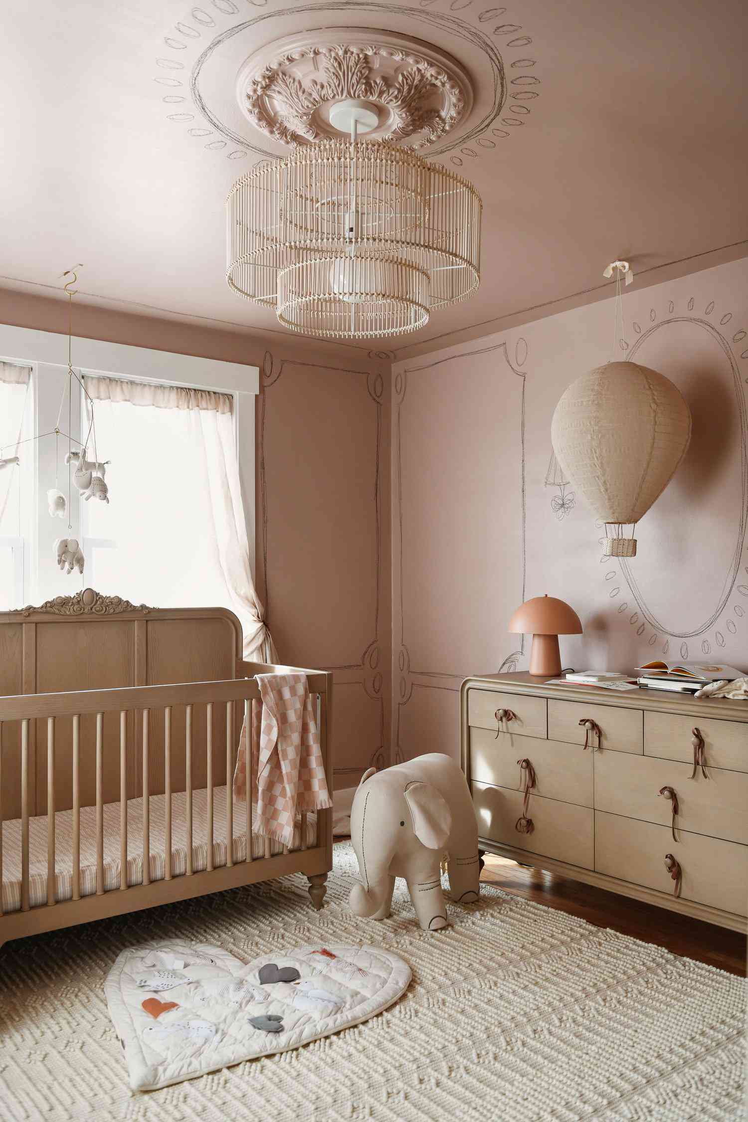 idées de chambres de bébé modernes et traditionnelles