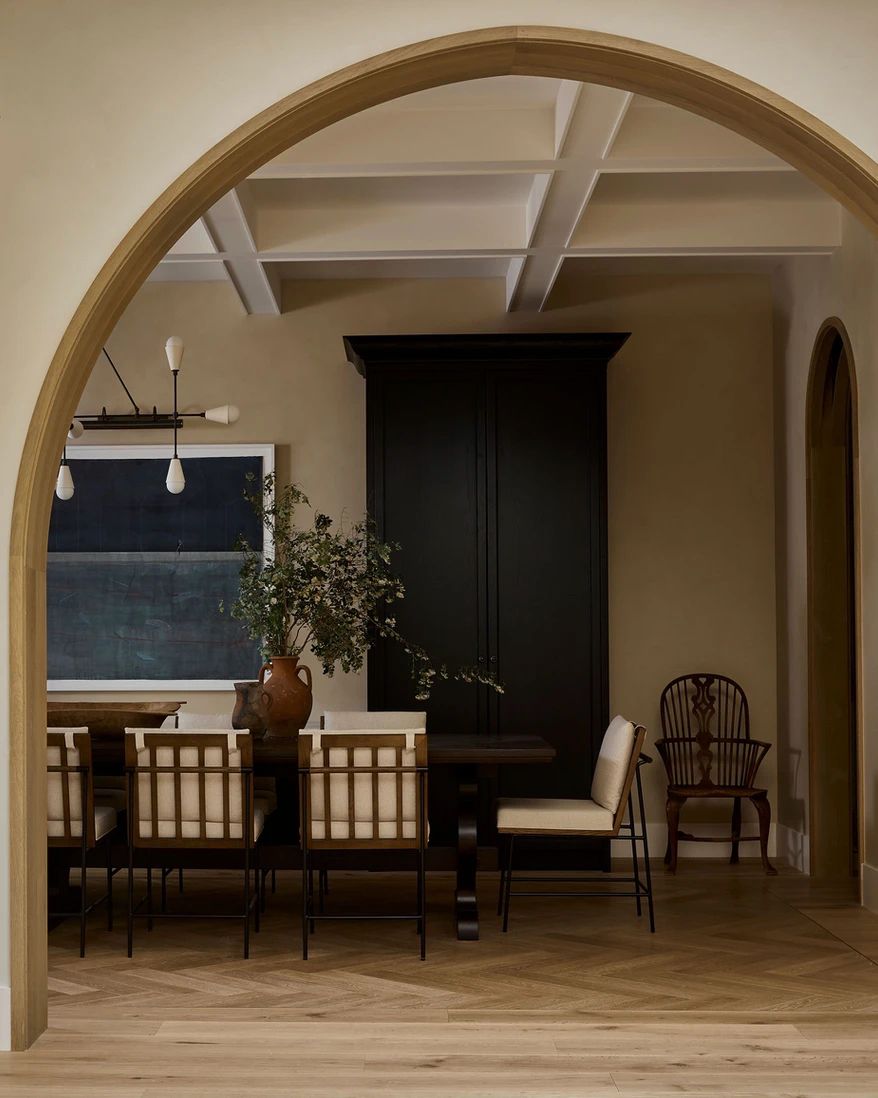 salle à manger formelle plafond à caissons
