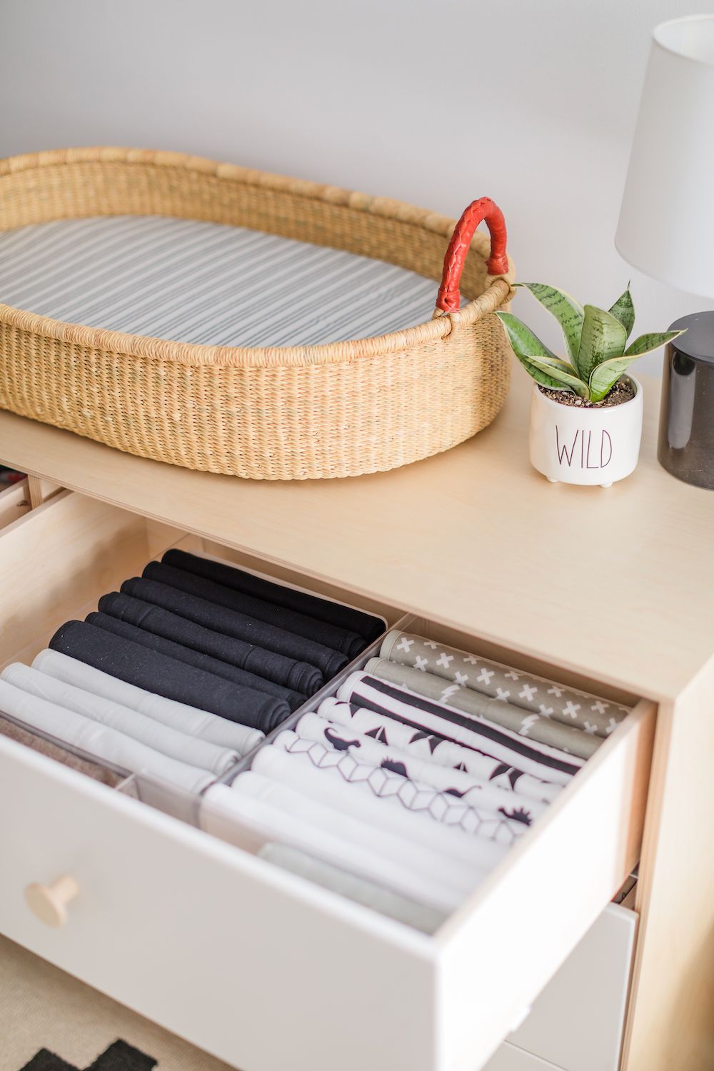 comment organiser une commode de chambre d'enfant