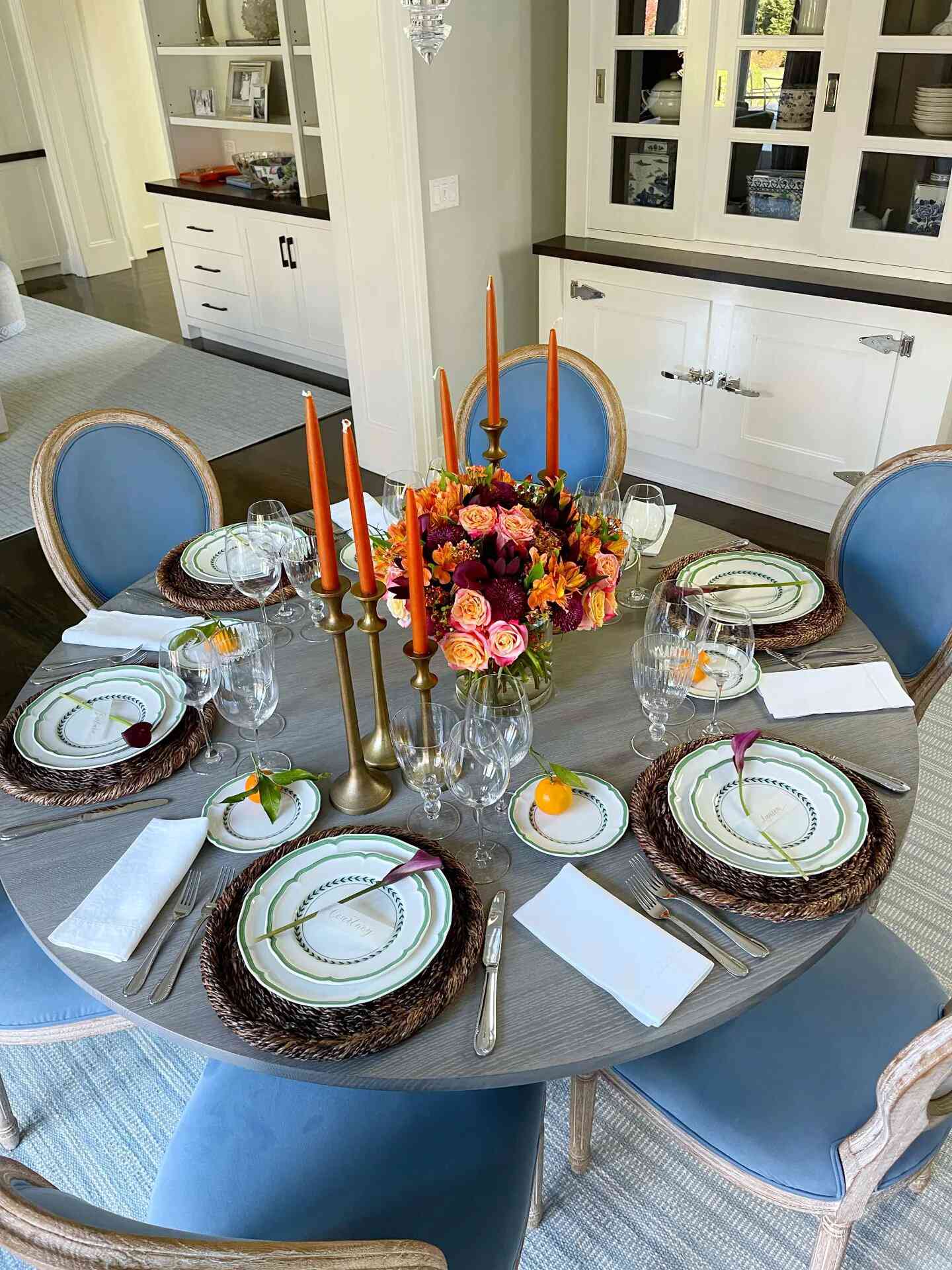 Table de Thanksgiving orange et bleue