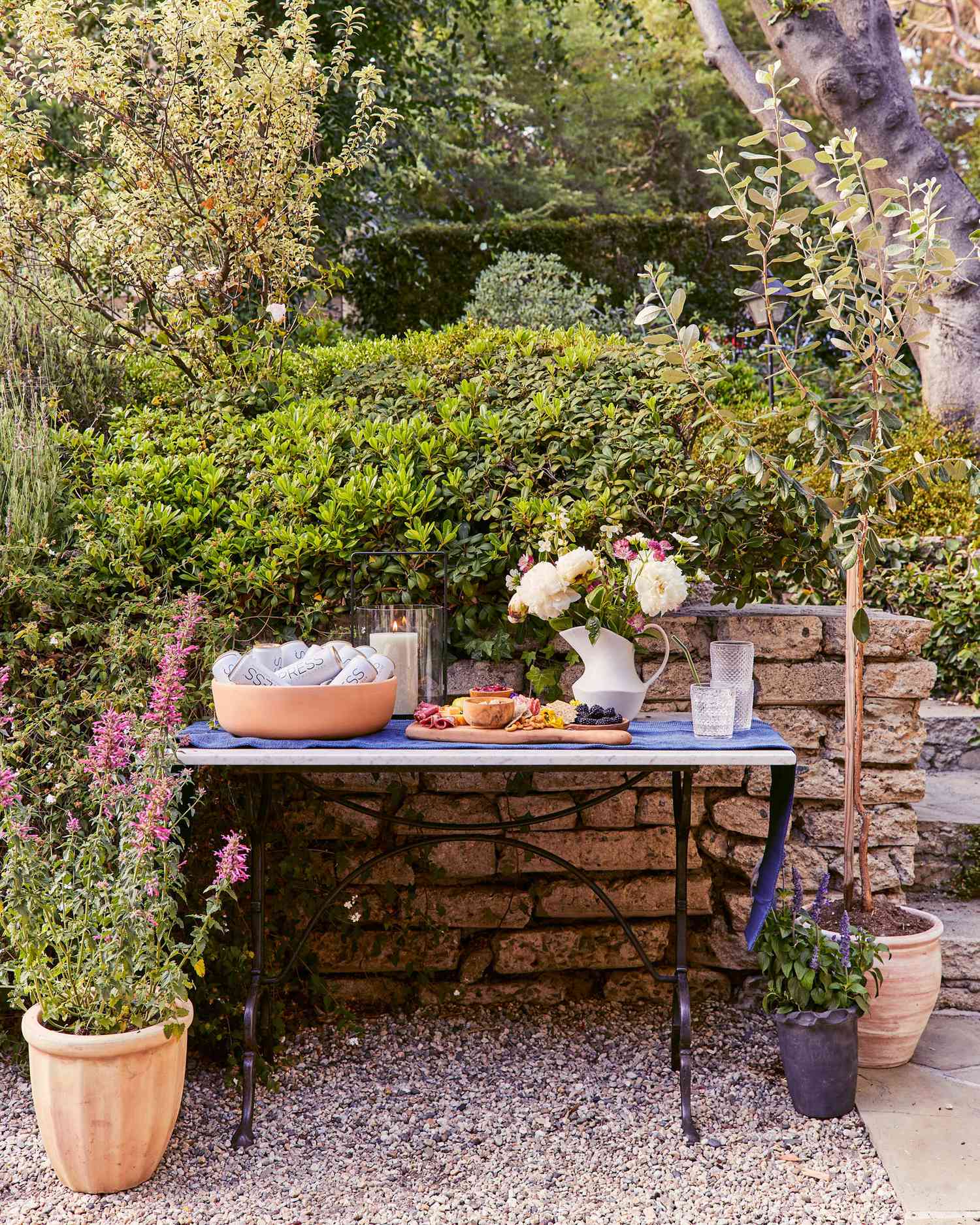 table de service pour l'extérieur