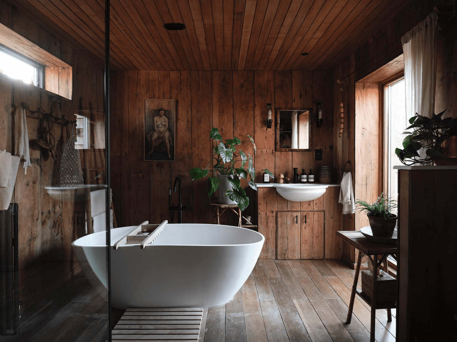 baignoire moderne en cabine 