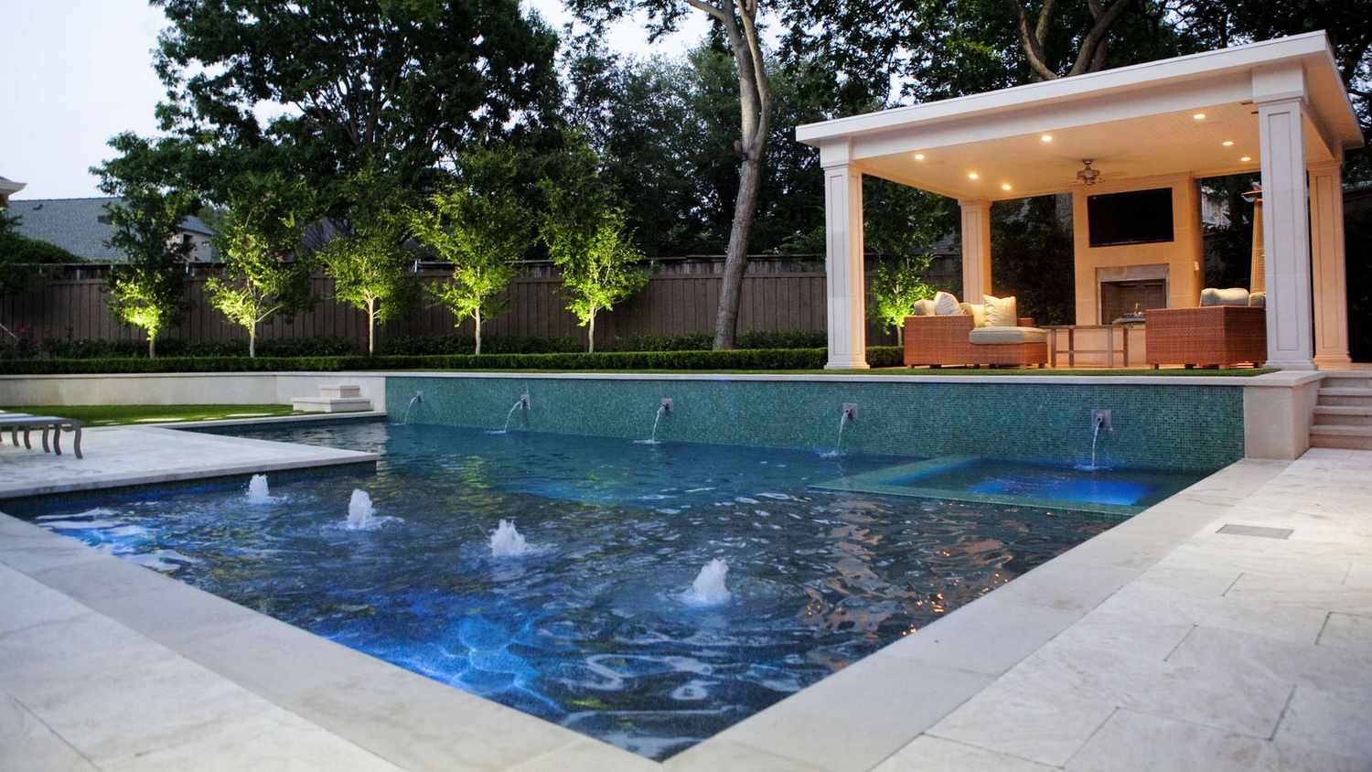éclairage de la cabane de piscine