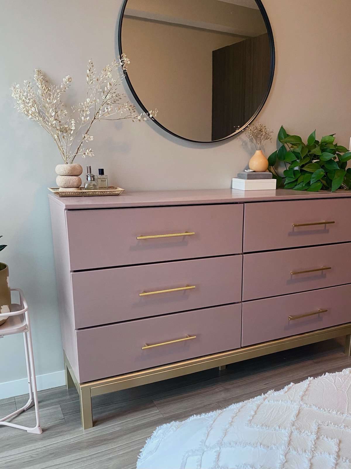 commode rose Ikea Tarva