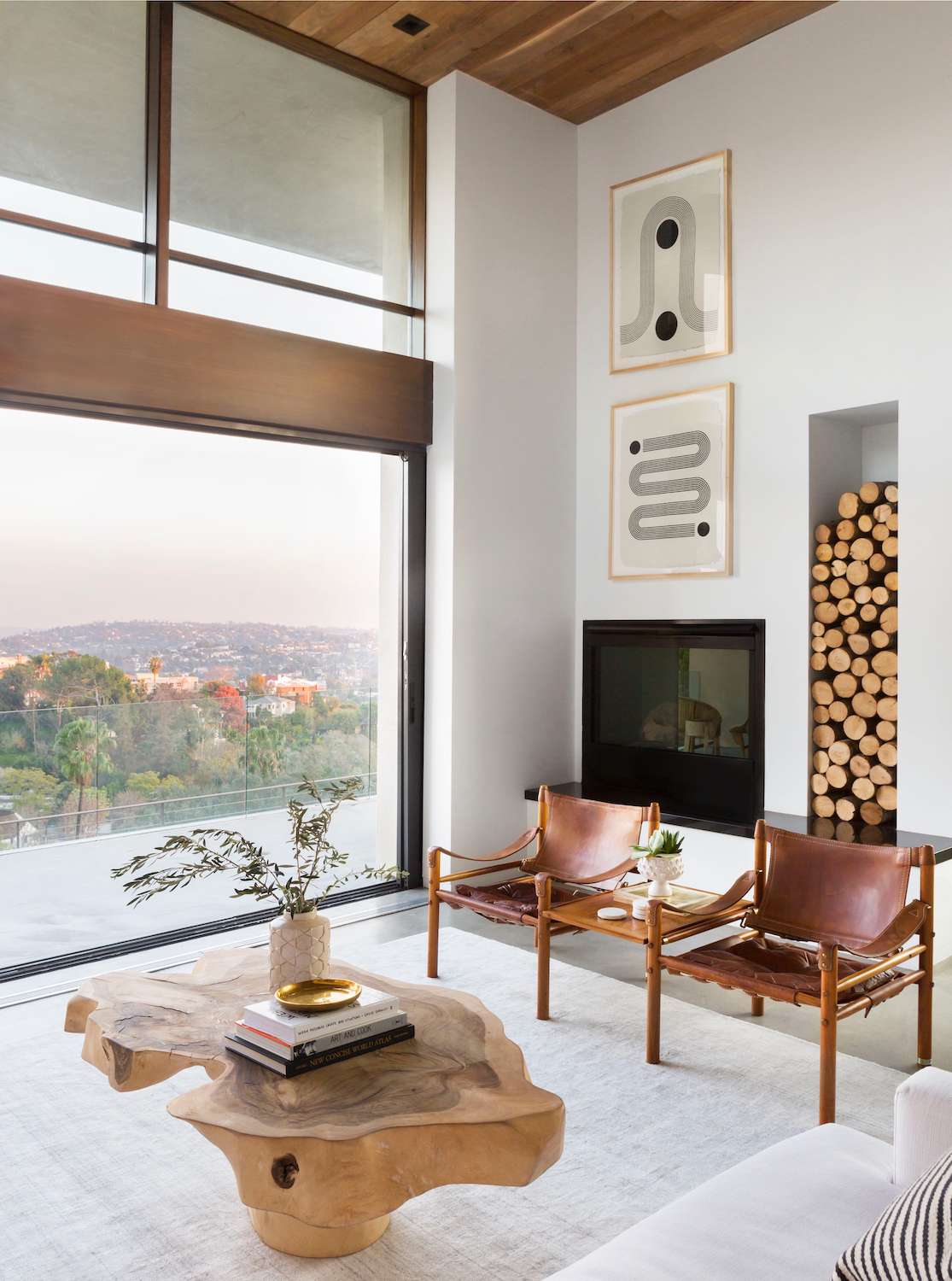 idées de niches de rangement pour le bois de cheminée