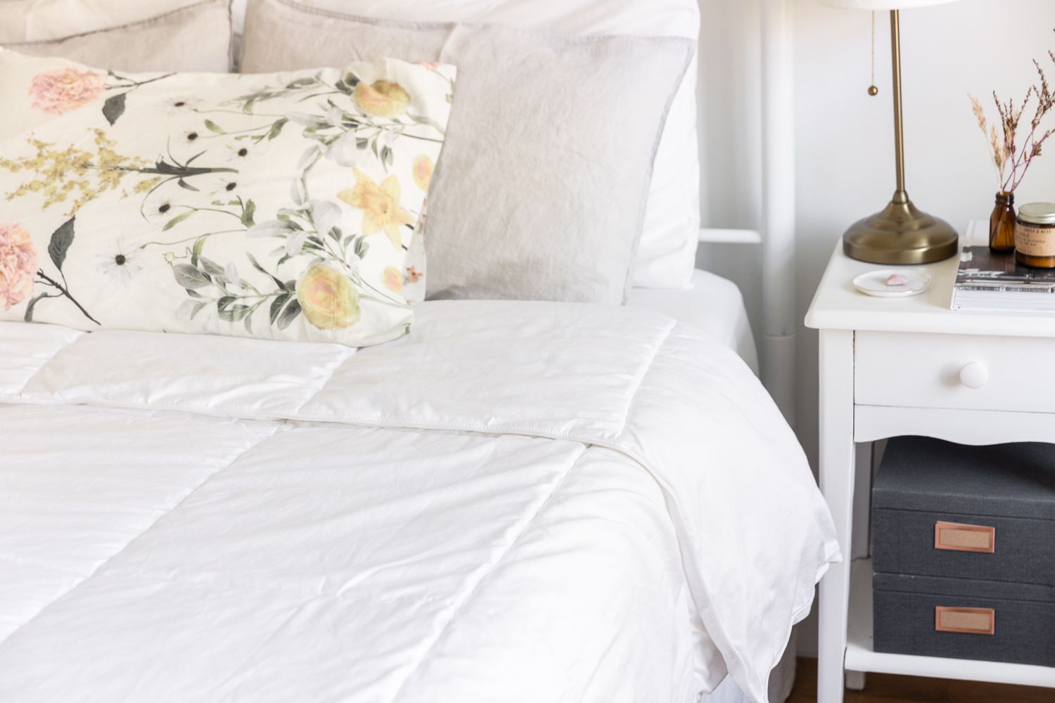 juste une couette sur un lit