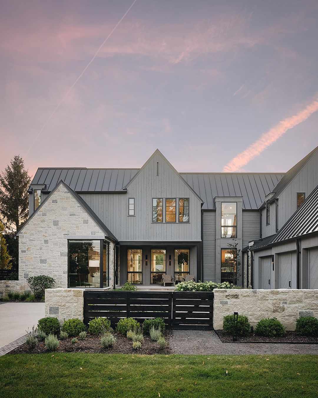 tri-toned-gray house