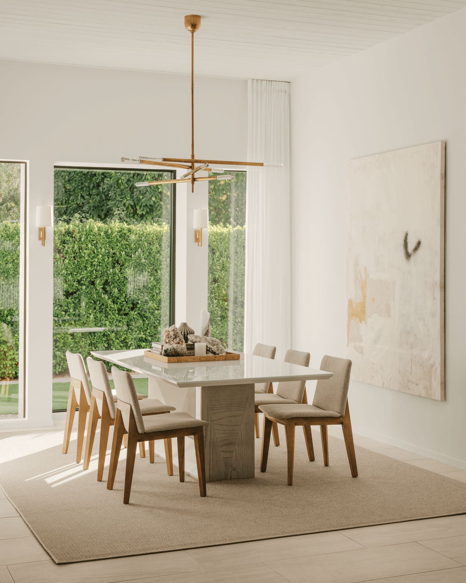 éléments naturels sur la table à manger