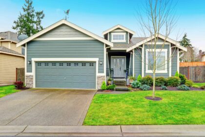 7 Éléments Extérieurs Qui Pourraient Nuire à la Valeur de Votre Maison, Selon les Experts en Immobilier