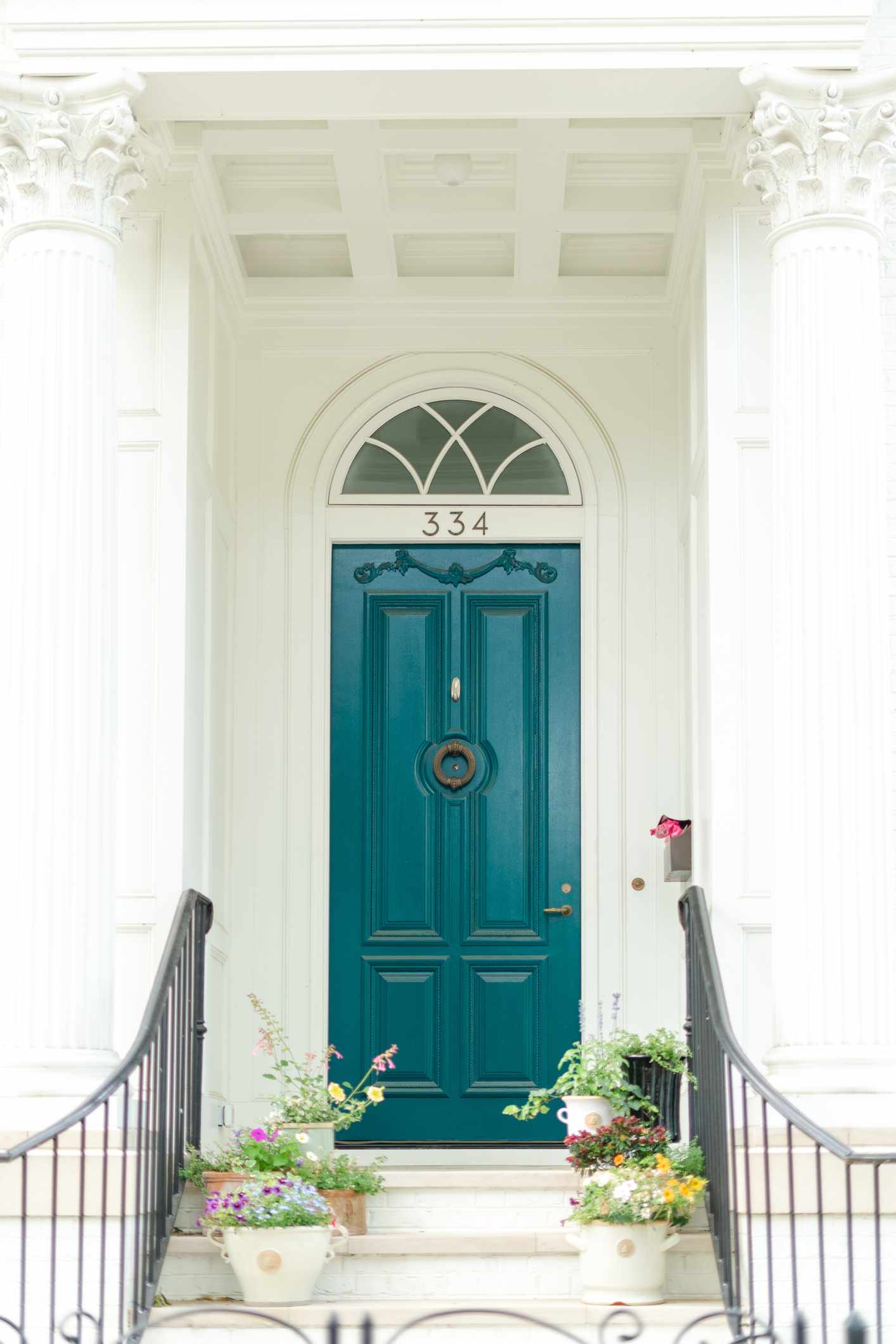 teal front door paint color trends 2026